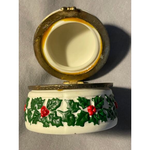 Vintage 1993 ARTMARK Jade porcelain poinsettia hinged trinket jar - Picture 7 of 11